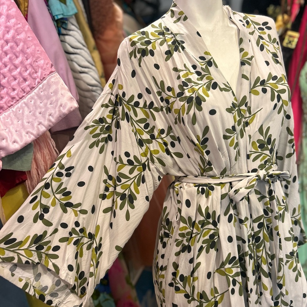 Olive 🫒 Tree Robe
